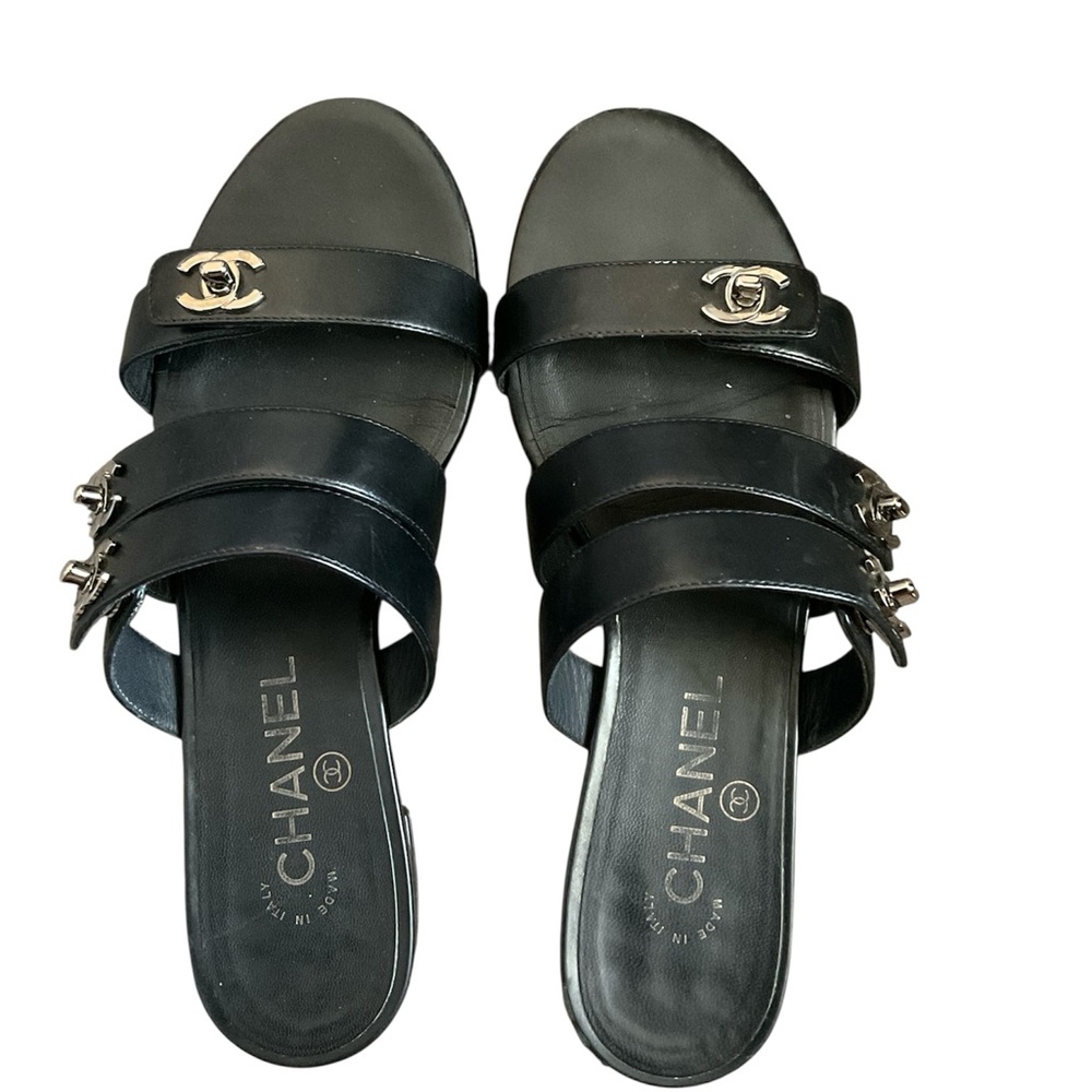 CHANEL Triple CC Turnlock Black Sandals